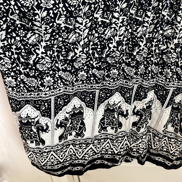 Angie Elephant Maxi Dress - Picture 5 of 7